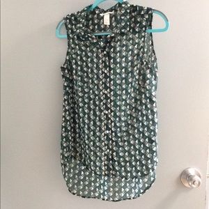 H&M slightly sheer high-low geometric blouse